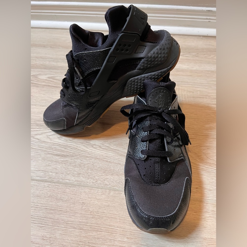 Hubbys a sneakerhead
